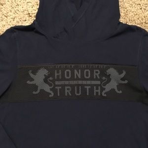 Men’s Express Long Sleeve Tee With Hood